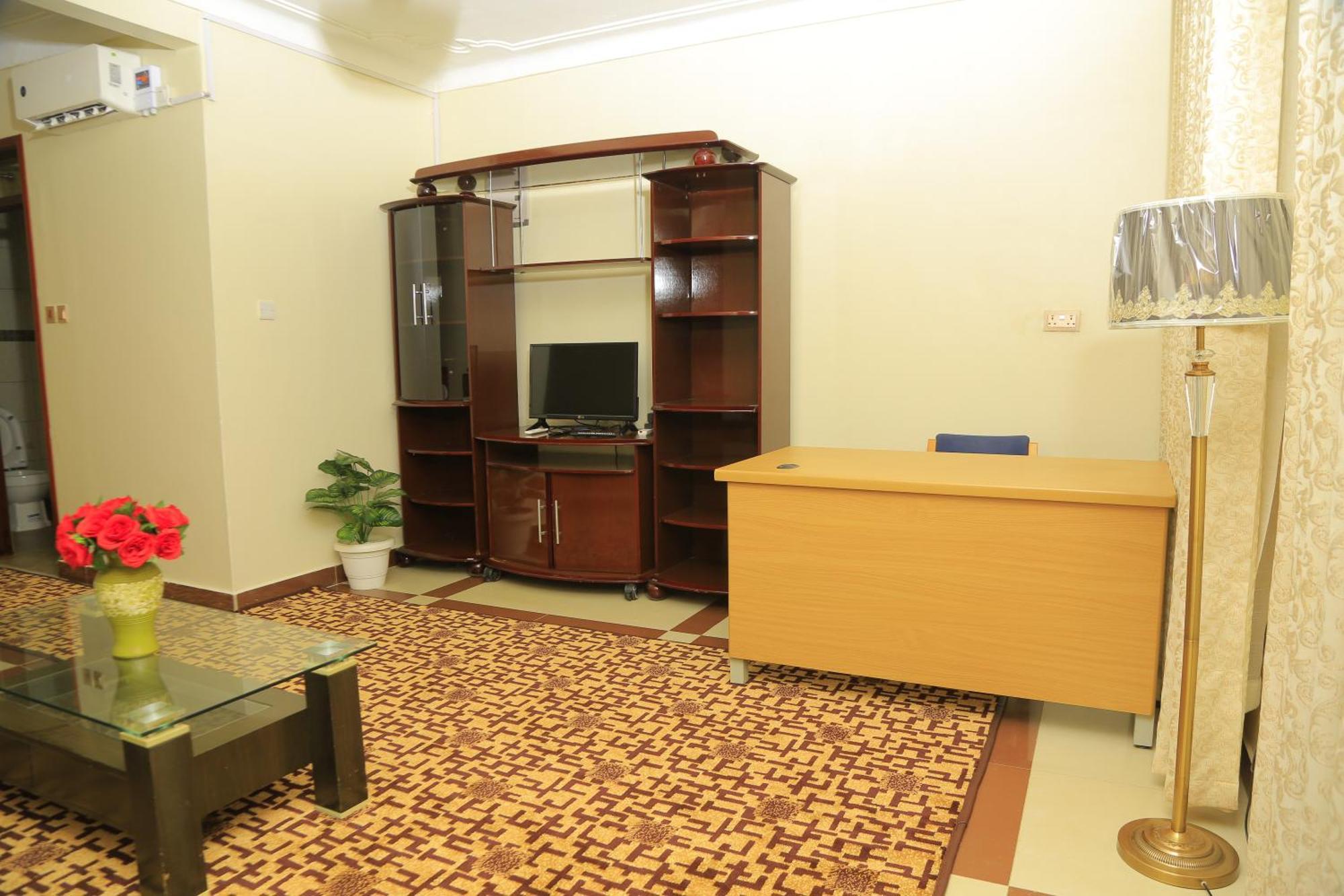 Airport Hotel Энтеббе Экстерьер фото