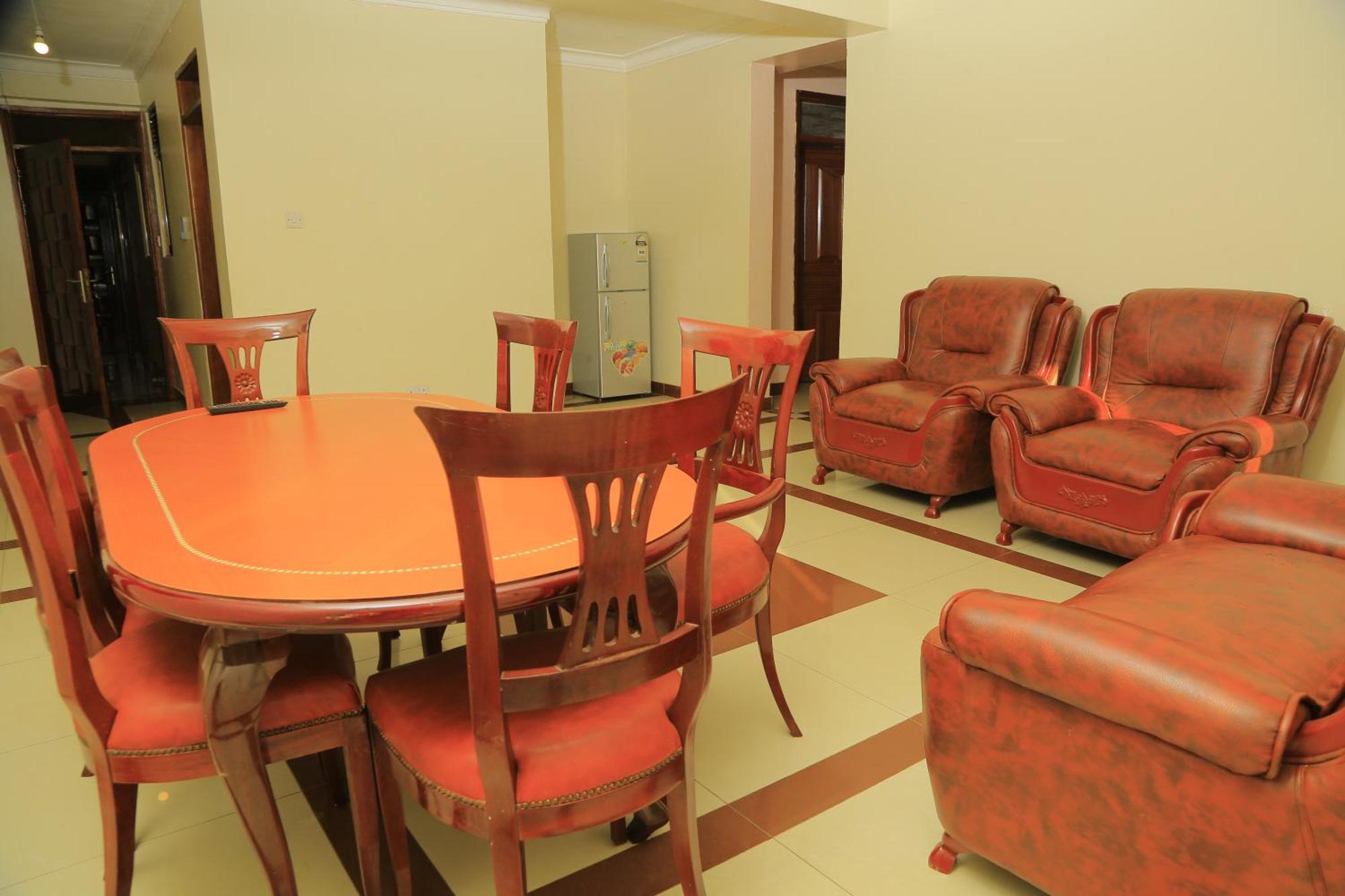 Airport Hotel Энтеббе Экстерьер фото