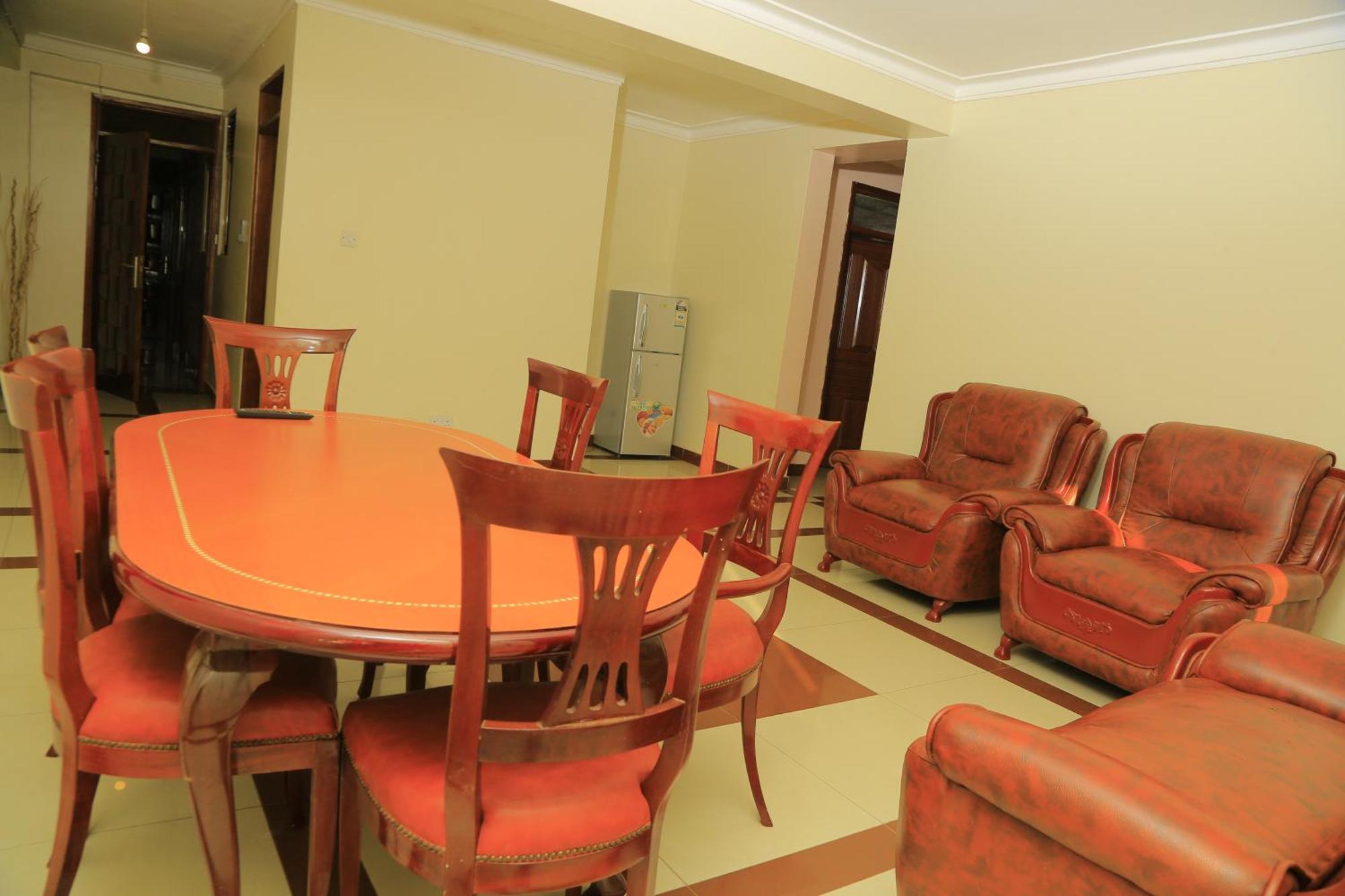 Airport Hotel Энтеббе Экстерьер фото
